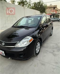 نيسان فيرسا